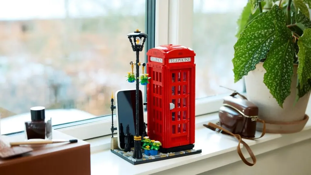 LEGO Ideas London Telephone Box Set — 21347