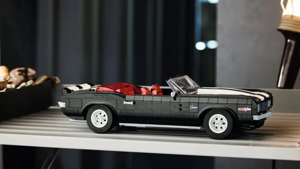 LEGO Icons Chevrolet Camaro Z28